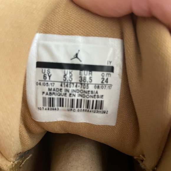 Nike Air Jordan Retro 13 “Wheat” size 6Y (women’s size 8) Preowned - Picture 5 of 8